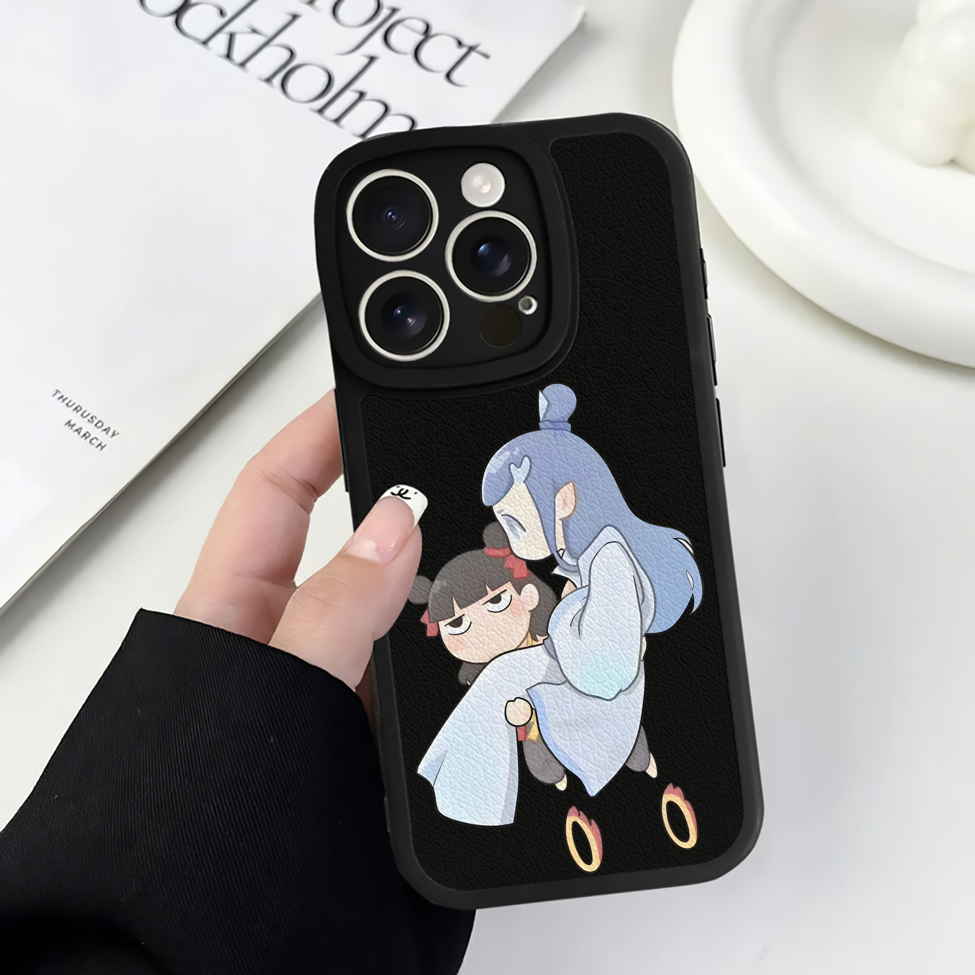 （画像用） Ne Zha 2 ナタ 魔童の大暴れ 【iPhone 16シリーズ対応】シリコンスマホケース（レザー調） 材質：シリコン